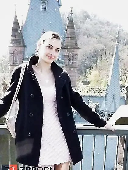 I met her in a soiree