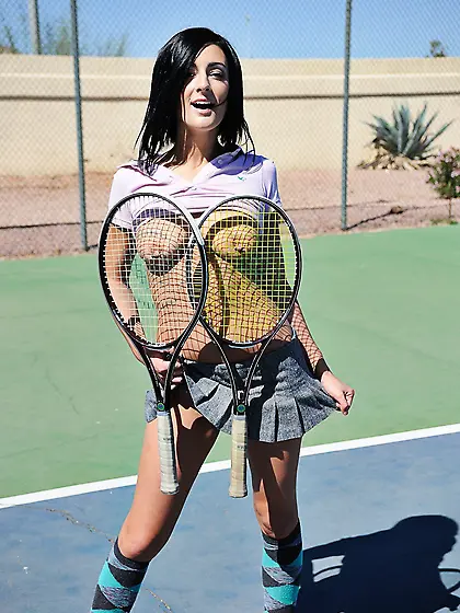 Tennis hottie with exposed boobies is showing off during the gam
