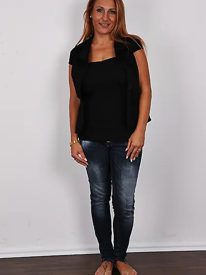 Stunning chubby brunette bitch