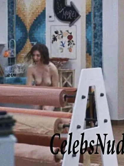 Alison Brie Naked