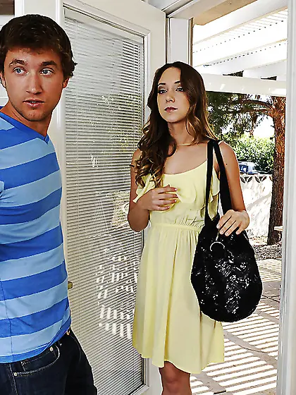 American small wife blowjob