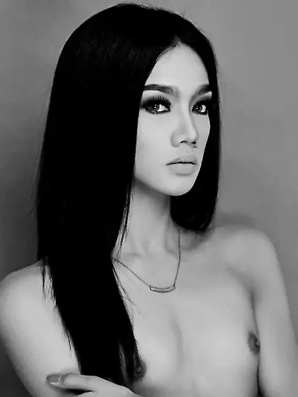 Asian young transgender marveloustrannyx