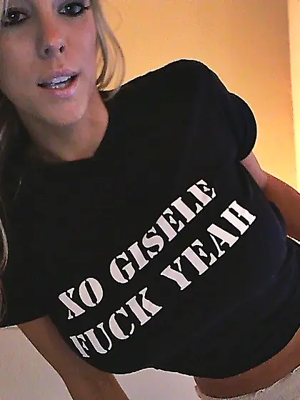 Blonde hottie Xo Gisele takes it all off,  shows us her perfect b