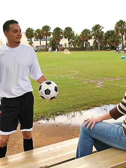 Either pussy or mouth,  this pretty girl Kylie Smith likes gettin