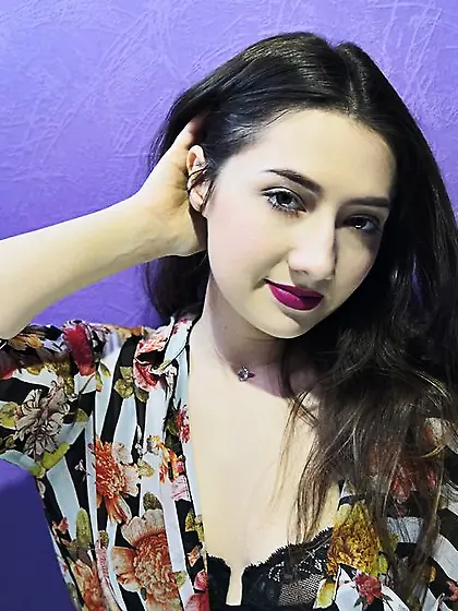 Real 18yo webcam