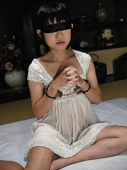 Aoba Itou is ready to enjoy the most intense action here