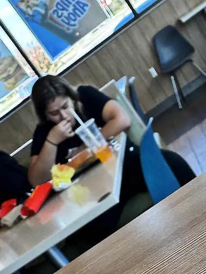 Latina candid thighs