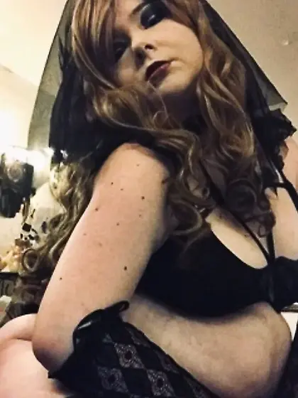 Fette Gothic Fotze