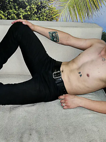 White man lexready2play live