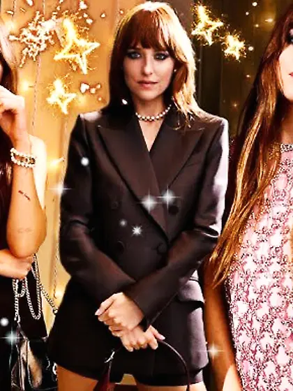 Dakota Johnson - Christmas