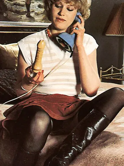 Docters inspecting wet hairy