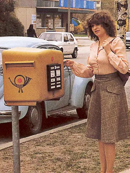 Horny eighties ladies pleasing