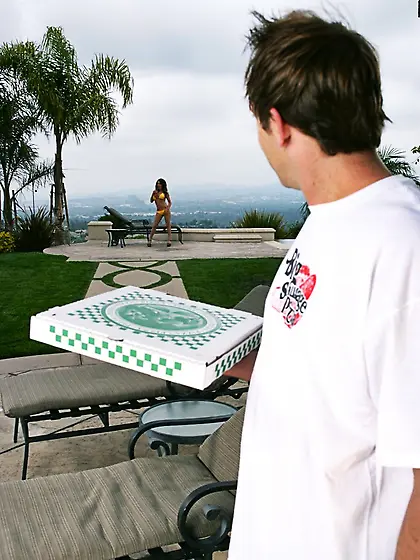When Jenna Presley opened pizza box,  she saw a big dick in the m