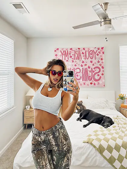 Carolina Mujer Tig ol’ bitties