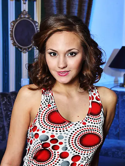 Babe with shaved pussy and butt hole Ella K posing erotically fo