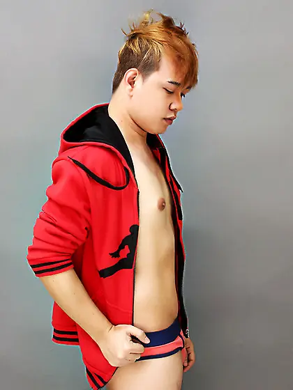 Asian young gay AsianSexMajesty like to snapshot