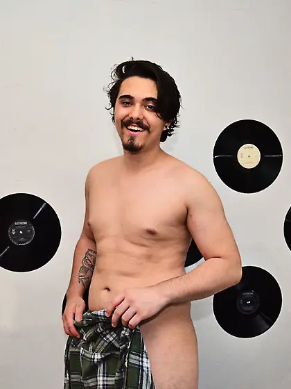 White man DustinPriceless like to snapshot