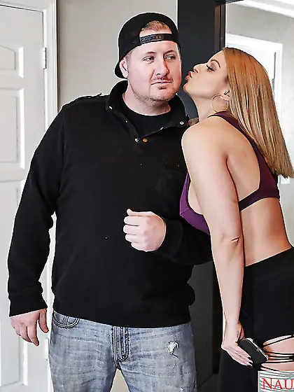 Brunette bbw threesome