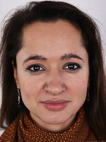 Curvy slut ready dripping