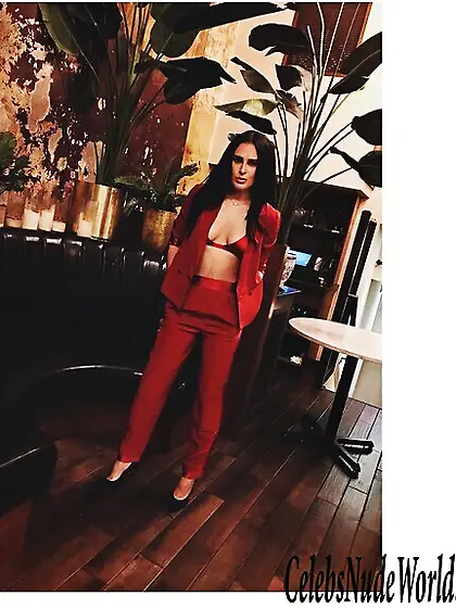 Rumer Willis Sexy