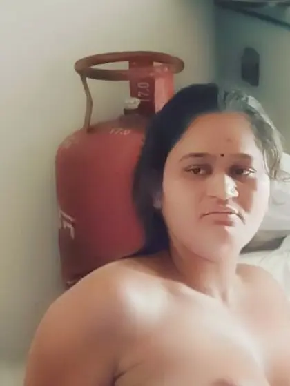 Cheap Indian slut " Aarti "