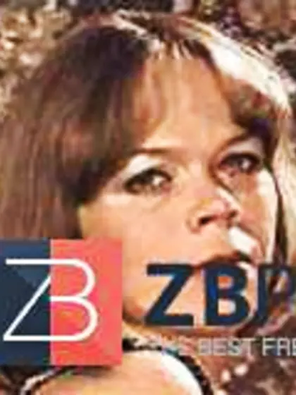 Lil' Tove Jenson and Mom