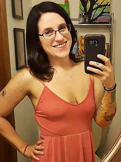 Beautiful Nerdy Casey sextape/pics/feet