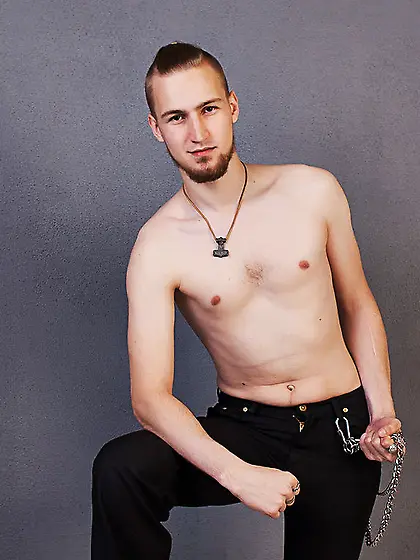 White man babyboy4y0u roleplay