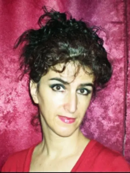 35 yo brunette Angelvicky.