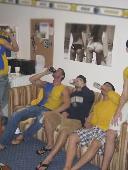 Horny college kids
