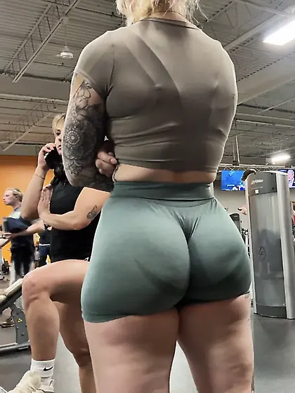 candid - only super pawg asses