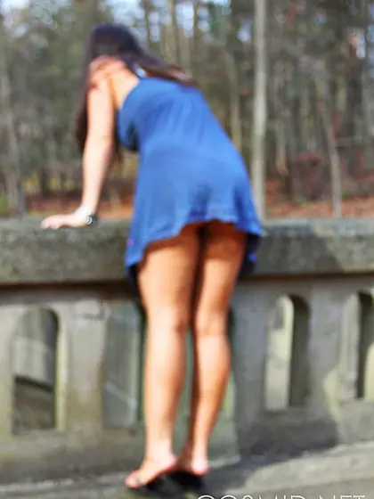 Dark haired amateur big tits