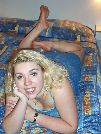 MILF Pussy Licking Barby from United Kingdom