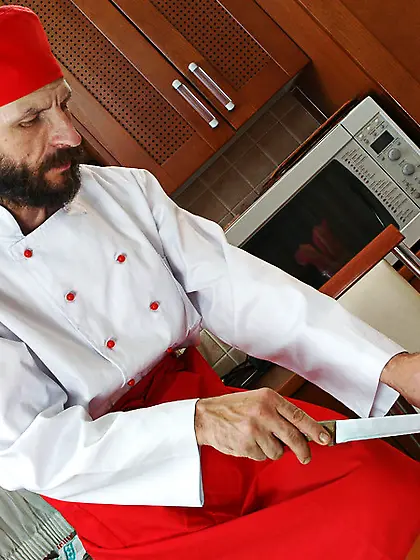 Stunning girlie cook probed