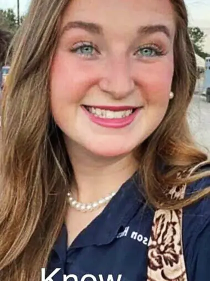 Cuck loves sharing his girlfriends nudes