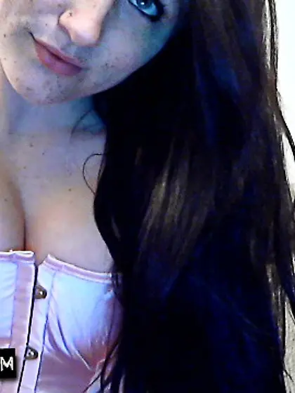 Exciting softcore closeups from brunette doll Freckles posing in