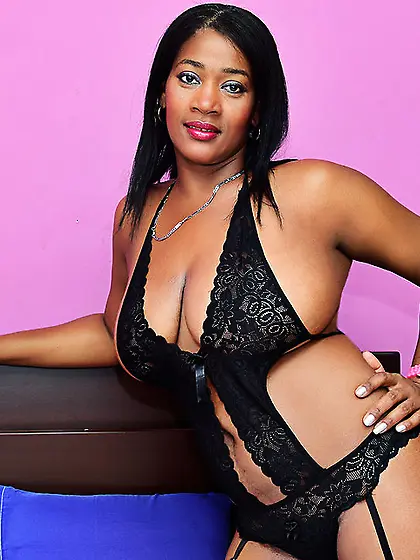 Latin milf snapshot black