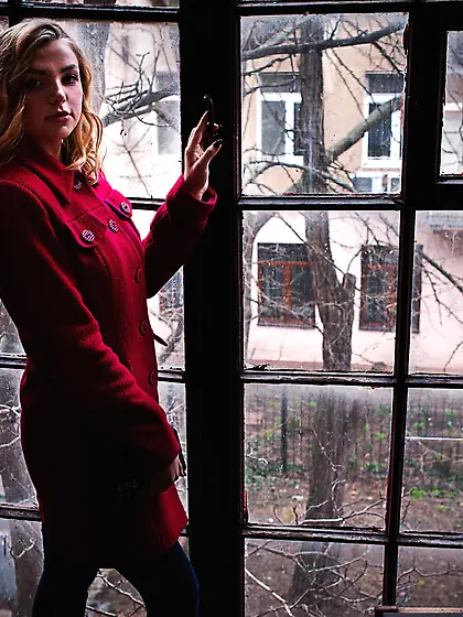 Denim shorts blue-eyed blonde teen bombshell showing off for you