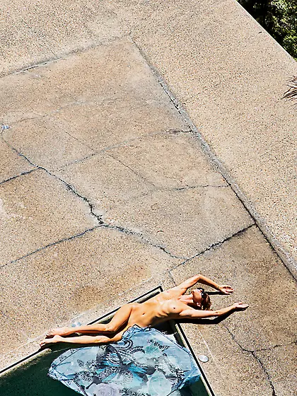 Slender model natural titties