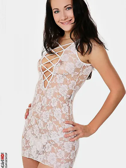 Brunette darling Lauren Lace is willing to take off her tight fi