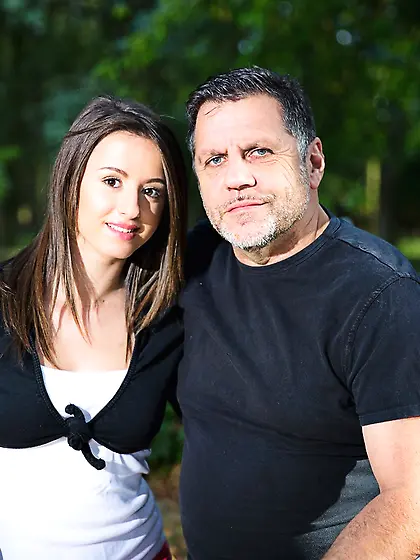 Brunette sucking dick and getting fucked in the woods as well