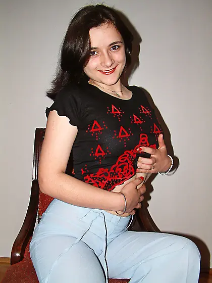 Teen Hairy A Bomb XXX from Europe