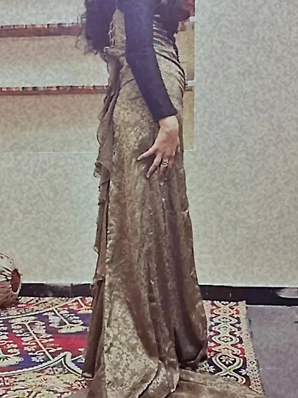 Cuck brother exposed his own niqabi sister,  qudsia