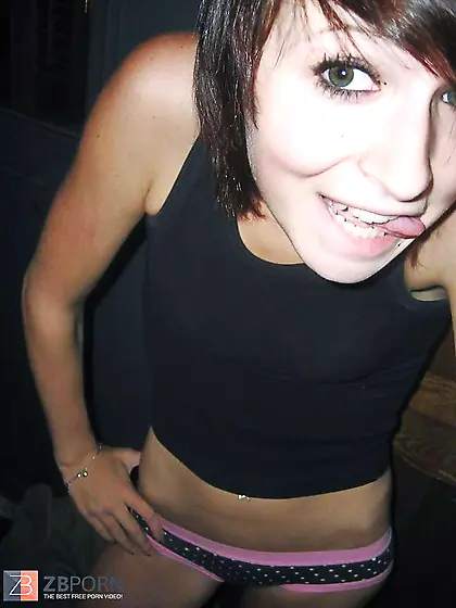 Lovely teenager selfshot (non porn)