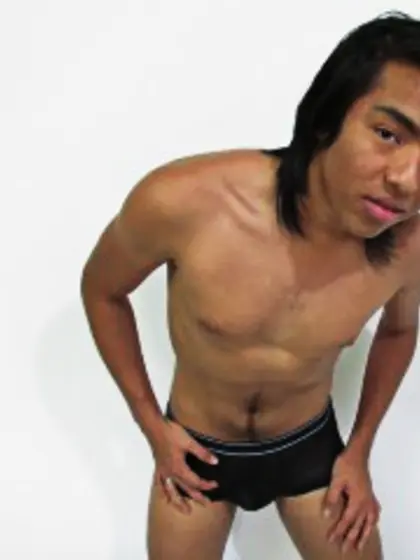 18 yo brunette Taykon.