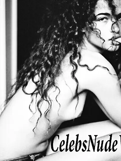 Topless Photos of Chiara Scelsi