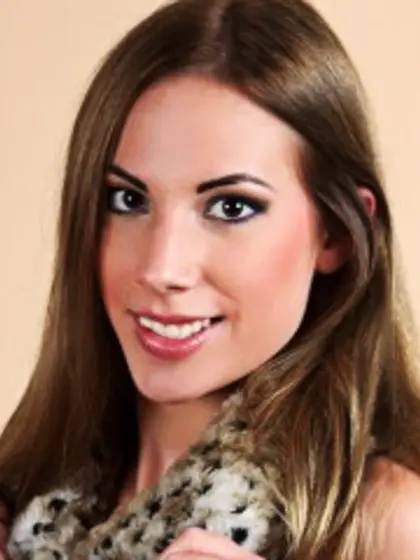 Brunette Virgille Roleplay.