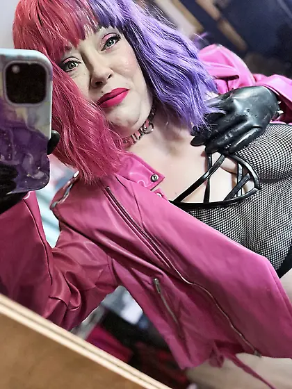 Tina Snua Selfies #62