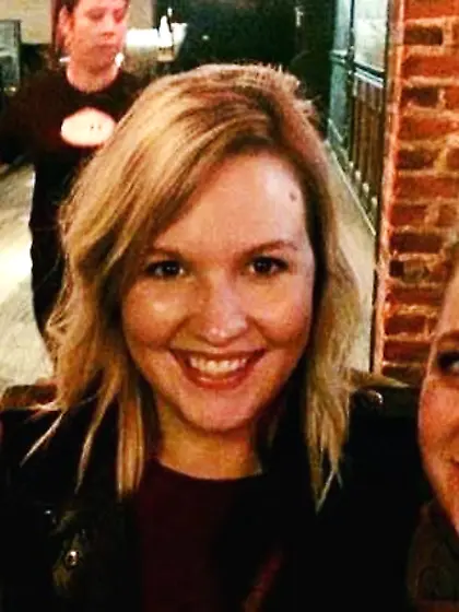 Averil really enjoyed Kristen eating her out