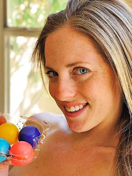 Blonde sexpot Amber Grand enjoys herself with some toys and some